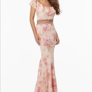 Elegant Two Piece Mermaid Gown